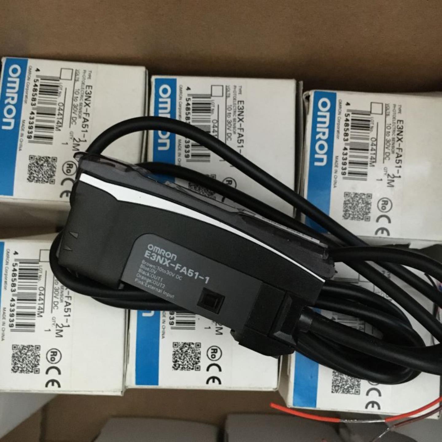 正品全新光纤放大器E3NX-FA51-1 E3V3-T61 E3S-R1E4 E3S-R1E42