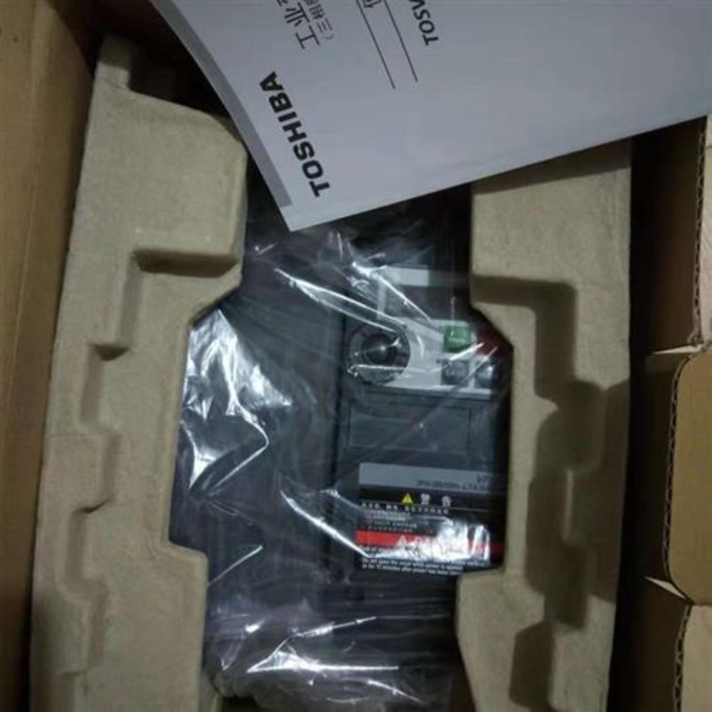 议价变频器 VFS15-4004PL-CH 04KW  3相380V   全新现货正品