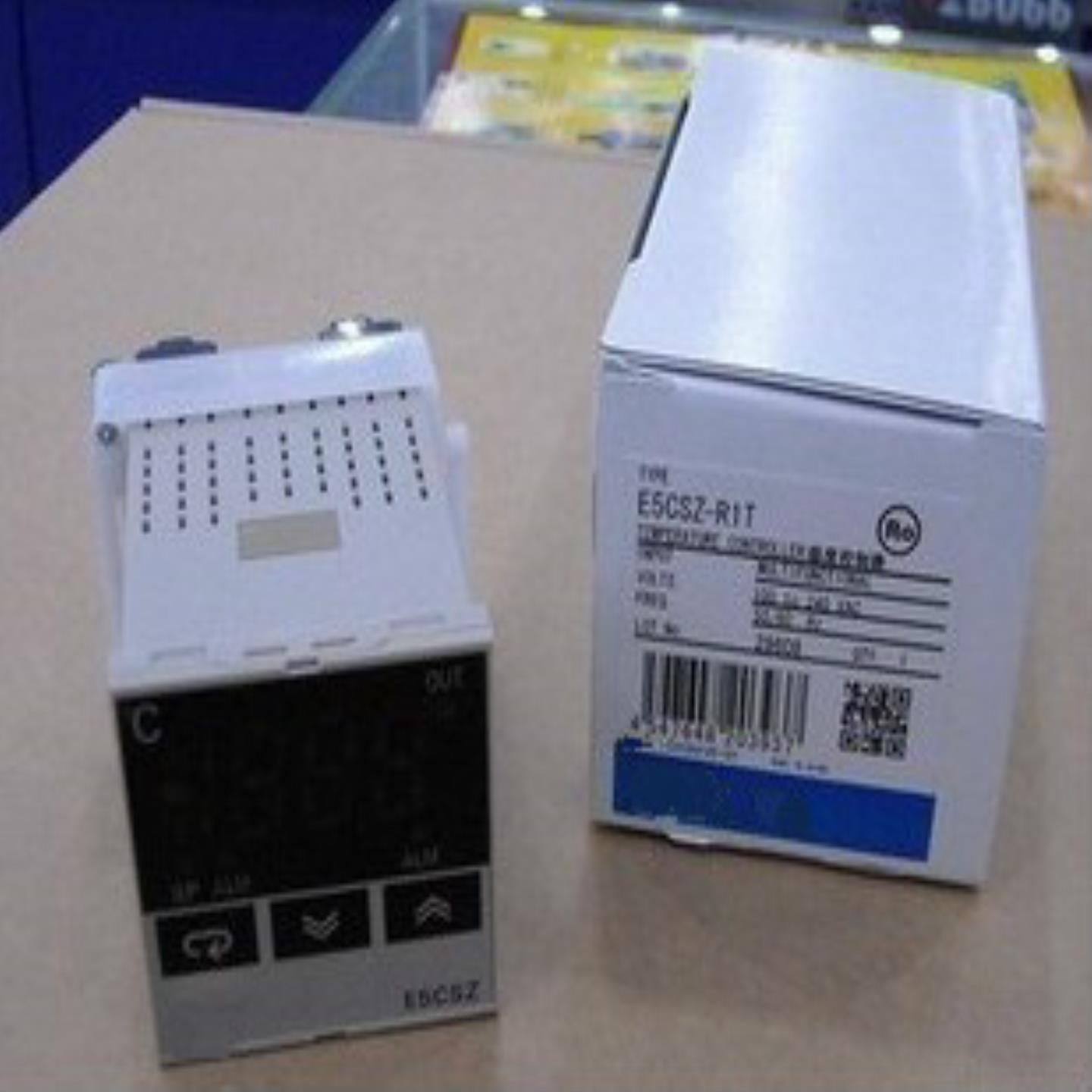 正品温控表E5CSVE5CSZ-R1T Q1T QTD QT RT R2TD Q2TD R1TD -B -F