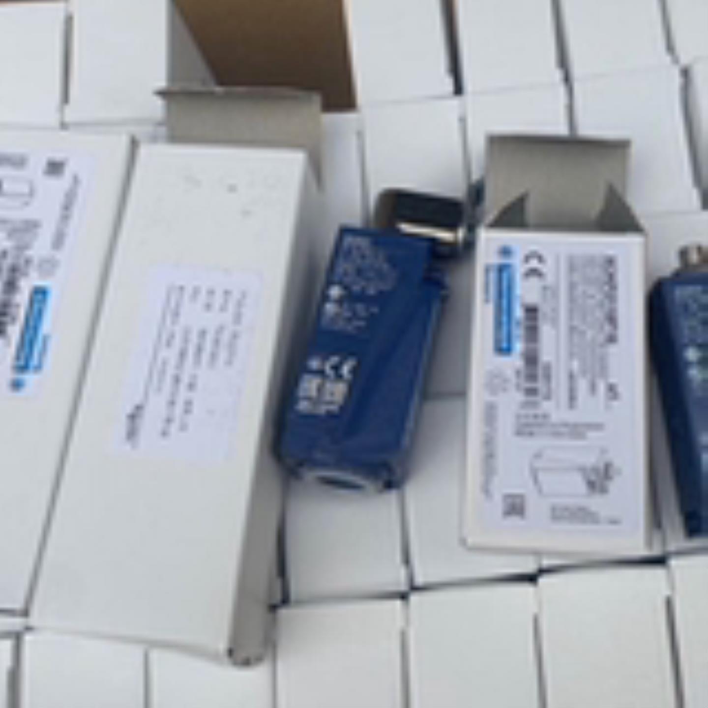 现货 XCKP2118P16XCKP2110P116限位开关