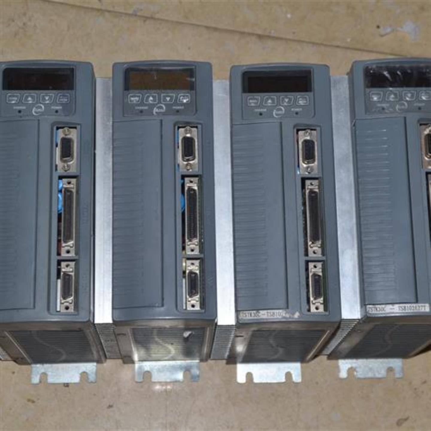 议价TSTK30C-B-YTSB13102A-3NFA-13NHA3NTA102B伺服电机