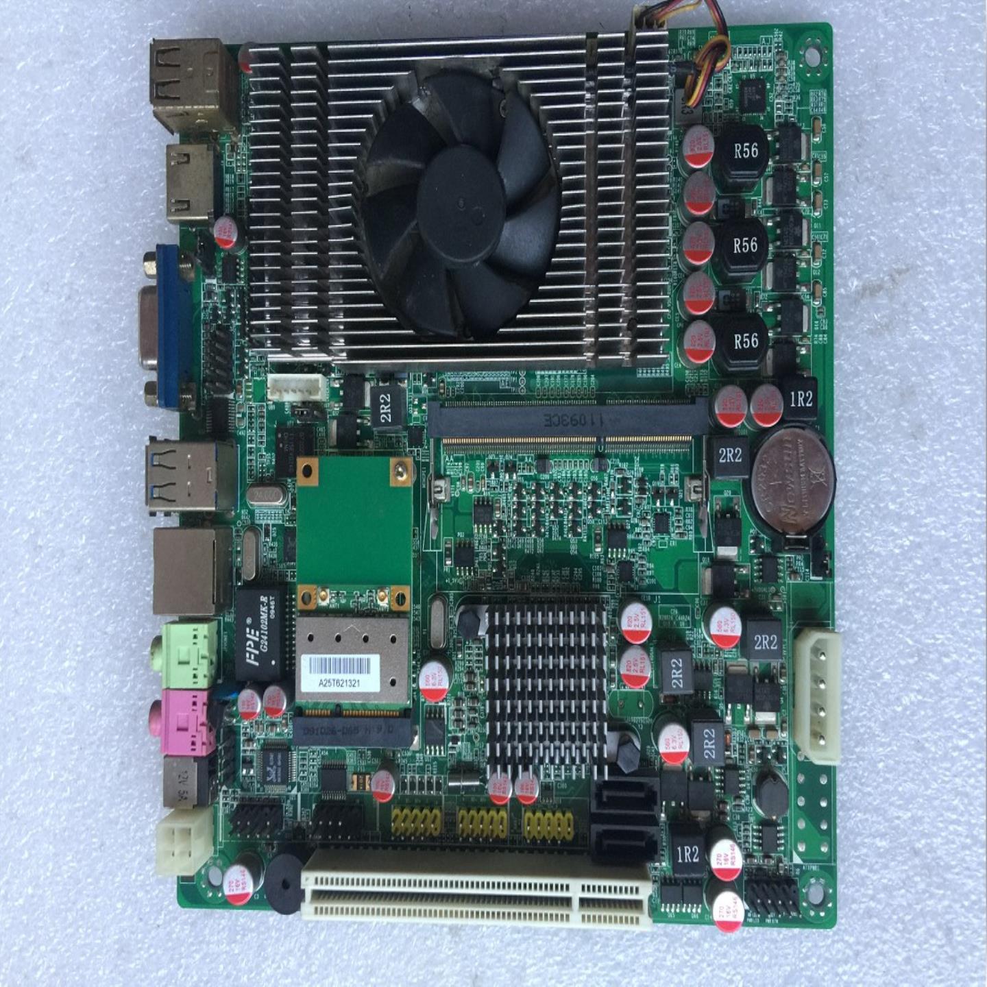 拆机 ITX-RS880M-SIG4 AMD 送CPU 主板 HTPC 17X17cm 主板实物图