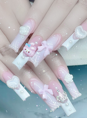 美乐蒂粉色白色穿戴甲辣妹美甲MELODY NAILS SET