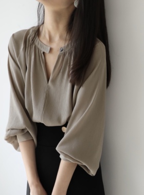 XINER 雪纺衬衫女设计感小众灯笼袖小衫通勤2022年夏季薄款上衣