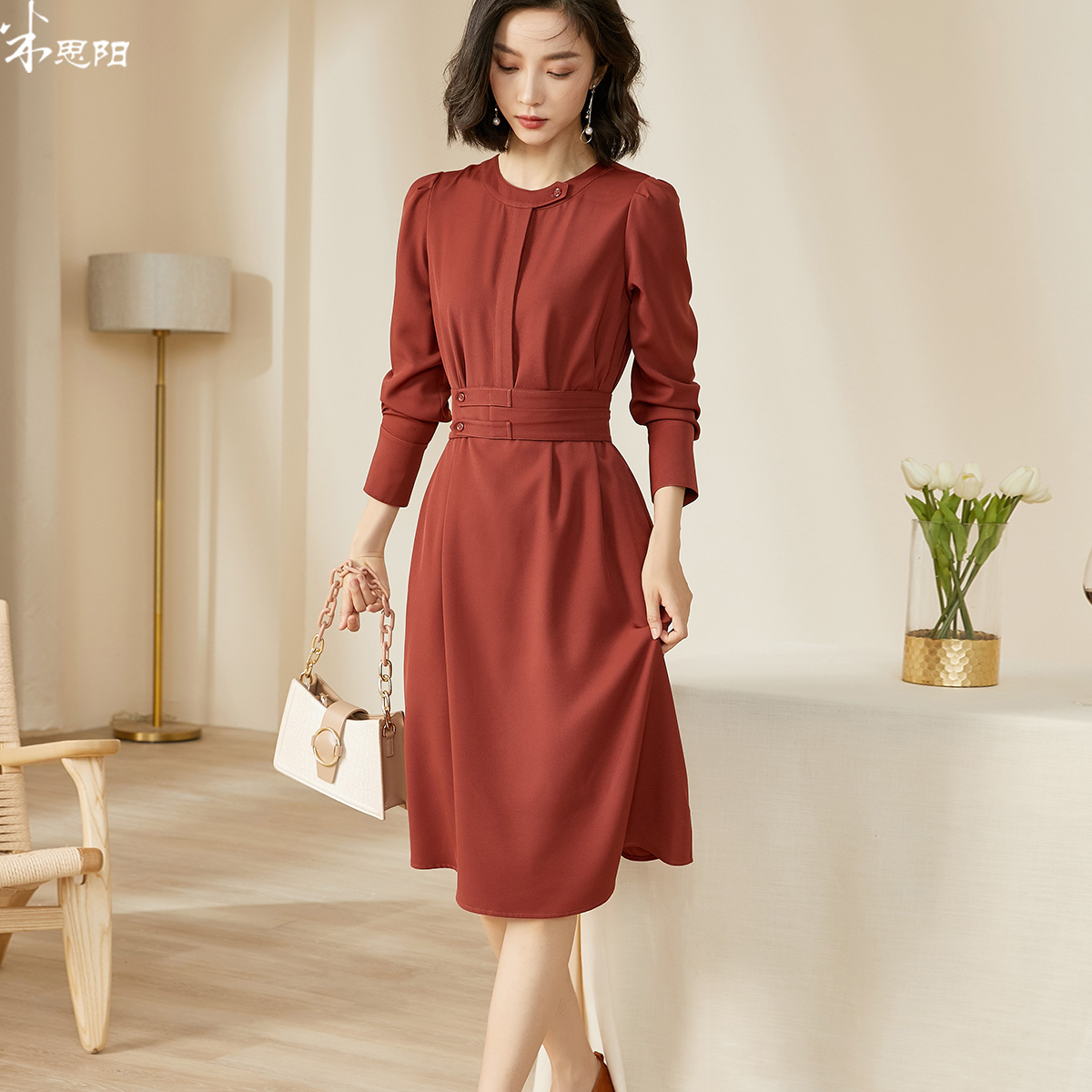 米思阳复古收腰显瘦长袖连衣裙