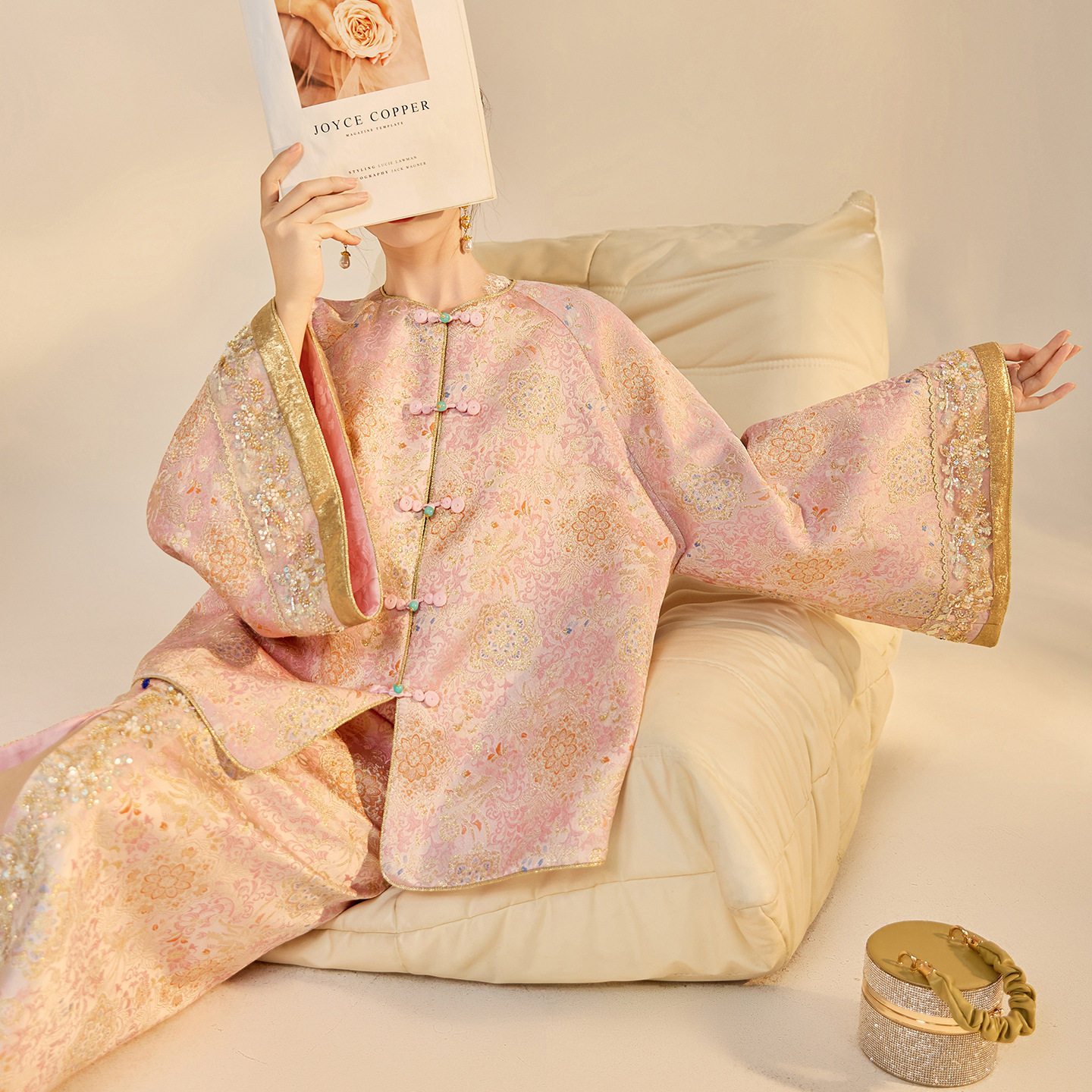 年轻版国风马甲套装小个子版刺绣