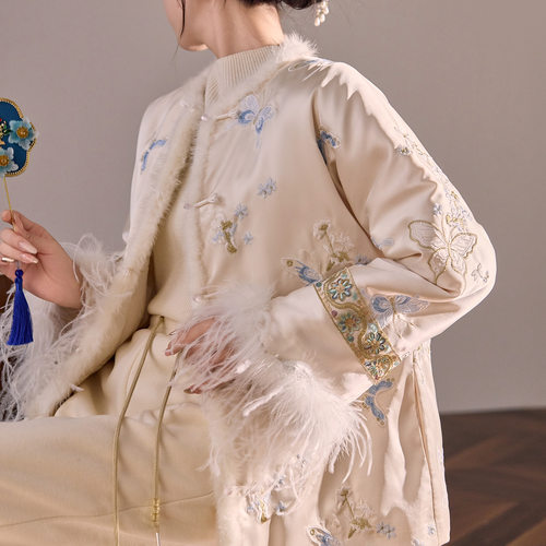 新中式鸵鸟棉服外套冬季富家千金感新款款毛袖加厚女