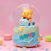 可爱维尼熊发光飘雪花旋转水晶球音乐盒八音盒送儿童女孩生日礼物