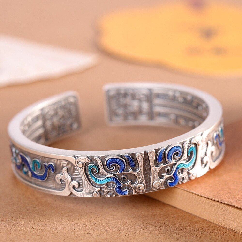 手工足银9999饕餮手镯女款开口宽复古珐琅纯银镯子做旧民族风礼物