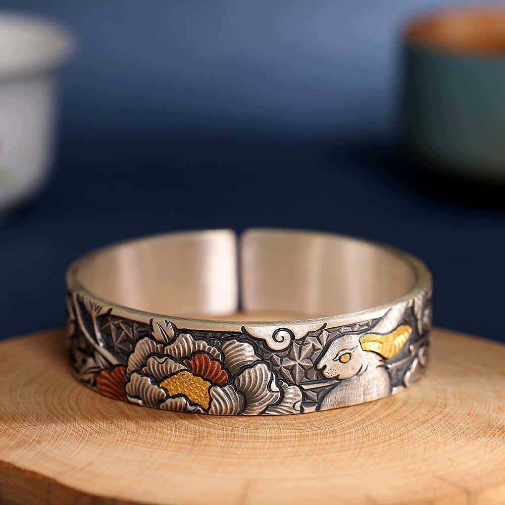 纯手工足银999瑞兔手镯女开口宽复古錾刻镶金纯银镯子民族风礼物