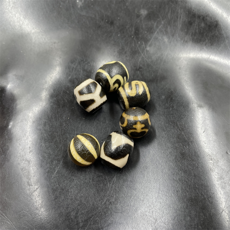 藏式复古包浆天珠玛瑙达洛米珠散珠 老玛瑙花瓶圆珠 南瓜珠S