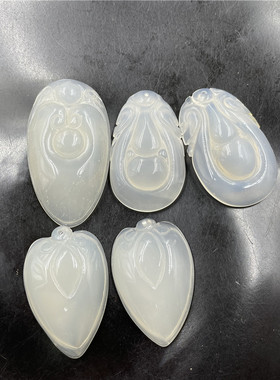 玉髓玛瑙水滴葫芦挂件