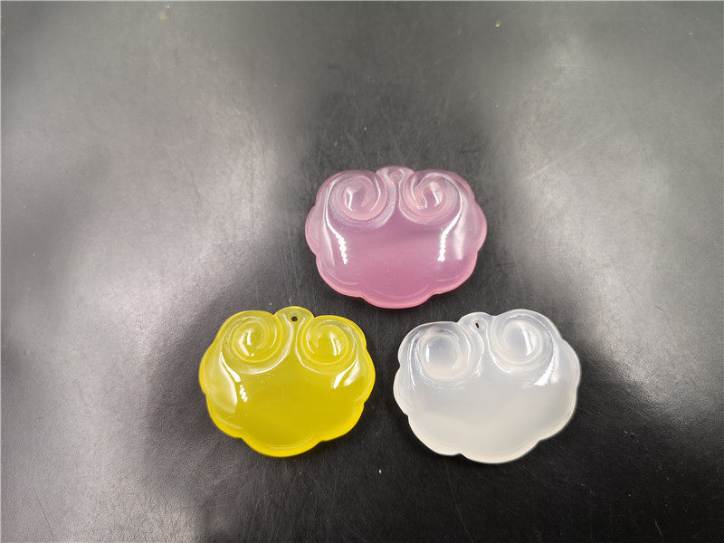 天然冰种白玉髓玛瑙如意锁吊坠 双面黄玛瑙如意挂件 红色如意粉色