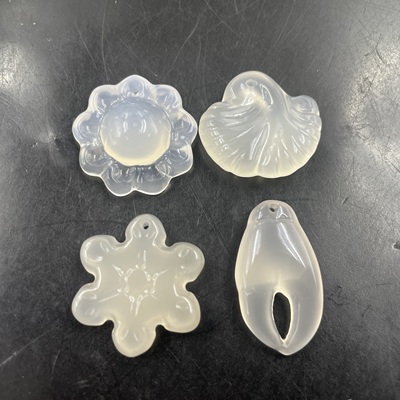 四海玉器 冰种白玉髓向日葵吊坠 螃蟹夹 白色玛瑙叶子挂件 雪花