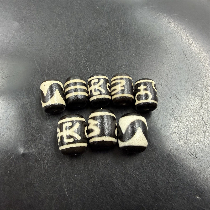 四海玉器 复古做旧三线天珠玛瑙筒珠 虎牙 财神贵人老玛瑙筒珠