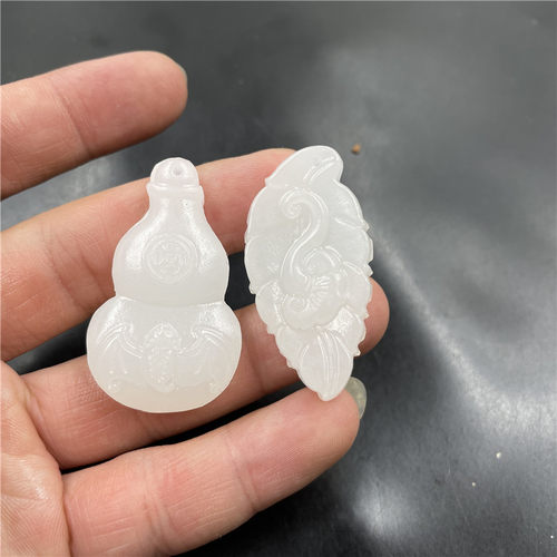 天然阿富汗树叶如意挂件白玉葫芦