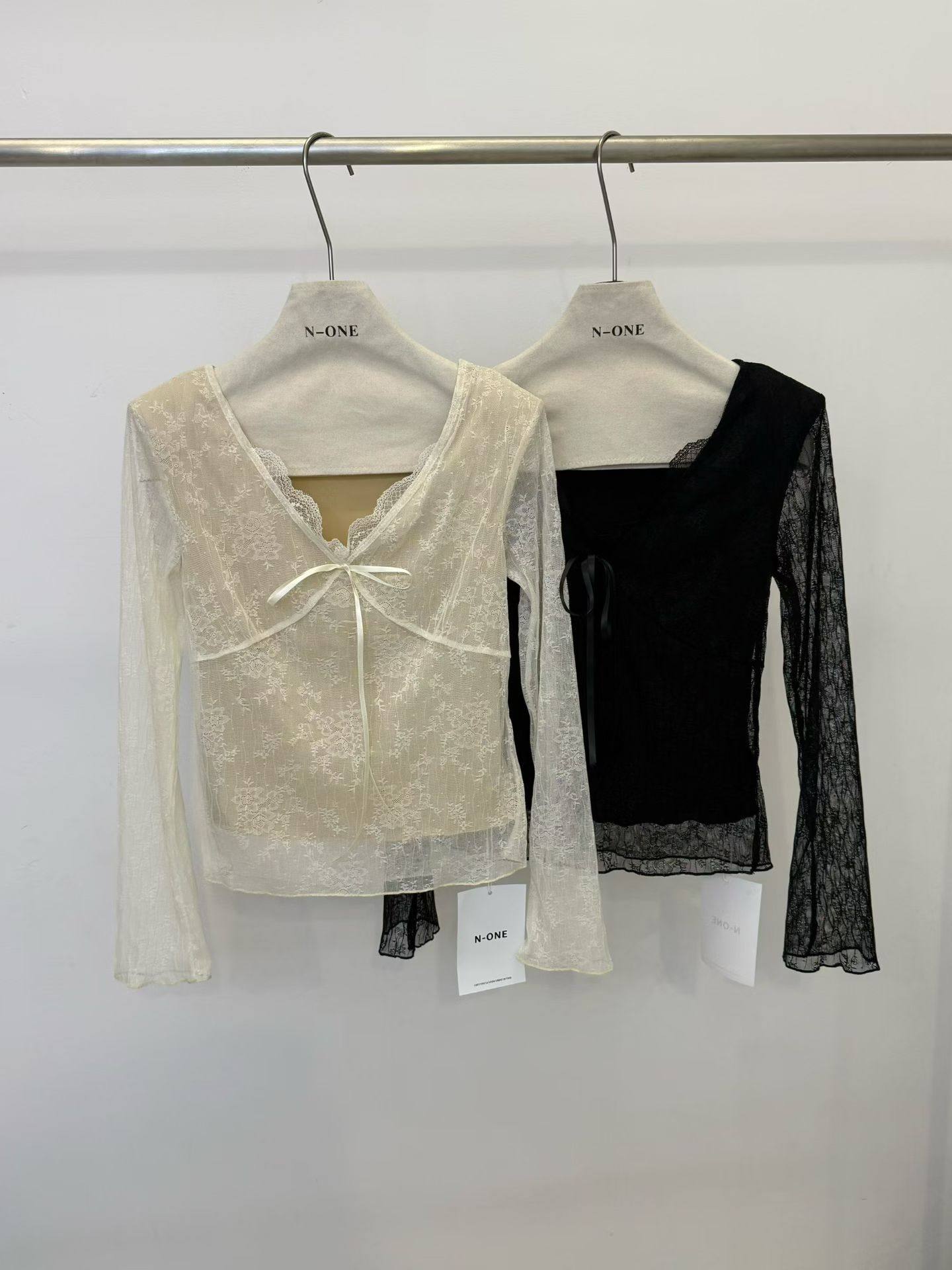 十三行蕾丝花边绑带V领修身长袖T恤女2026春新款温柔风内搭打底衫,女装/女士精品,蕾丝衫/雪纺衫,淘宝优惠券,粉丝福利购,淘宝优惠卷