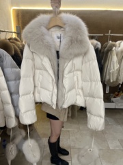 onlyone短款大毛领泡芙羽绒服女新款小个子白鸭绒保暖面包服外套