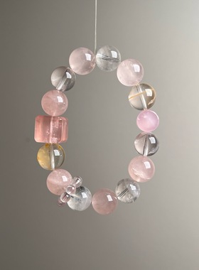 天然水晶手链方糖粉水晶招桃花手串原创设计高级感礼物