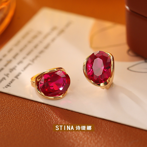 STINA新款红色锆石耳环高级感气