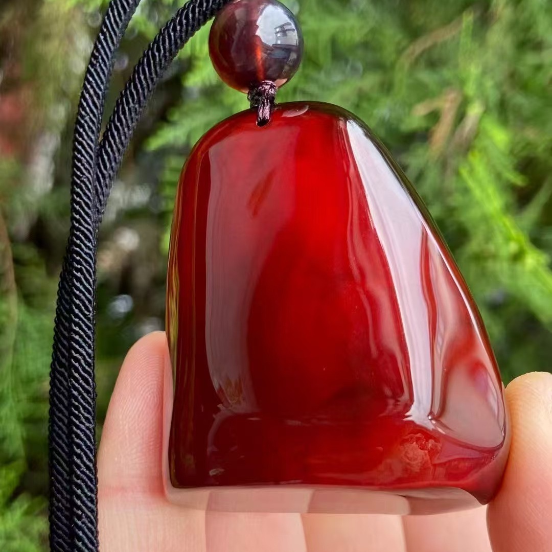 正品天然缅甸琥珀高品质血珀随形吊坠毛衣链文玩百搭孤品珠宝饰品