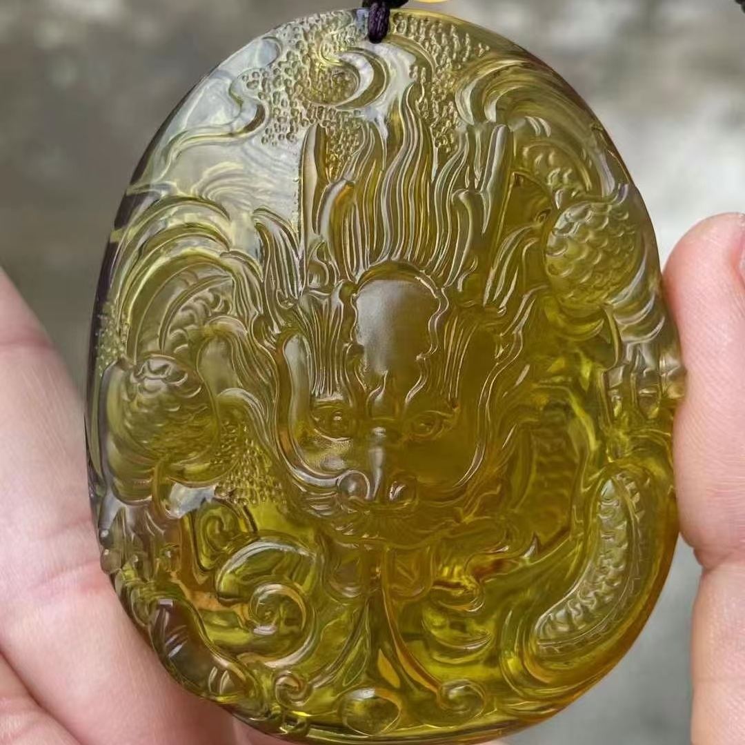 正品天然缅甸琥珀精美净水绿茶龙行天下圆雕吊坠文玩挂件珠宝饰品