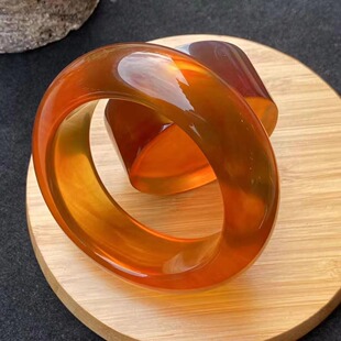 时尚 手镯女款 珠宝饰品 天然缅甸琥珀橘红色果冻橘蜜大圈口宽版 正品