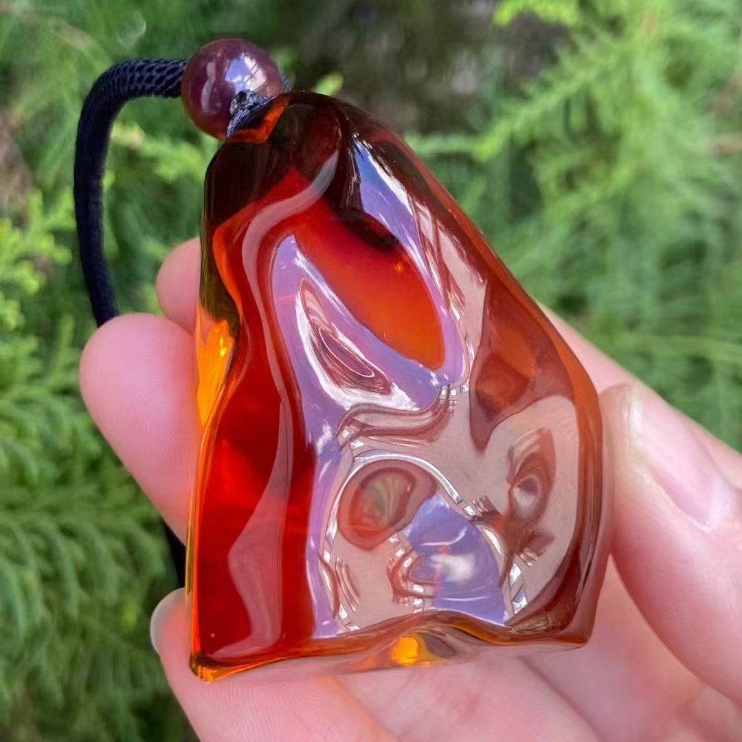 正品天然缅甸琥珀精品玻璃底蓝膜红绿双色茶血珀吊坠文玩珠宝饰品