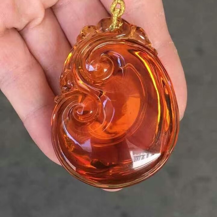 正品天然缅甸琥珀高品质老矿血茶 如意 圆雕吊坠文玩工艺珠宝饰品