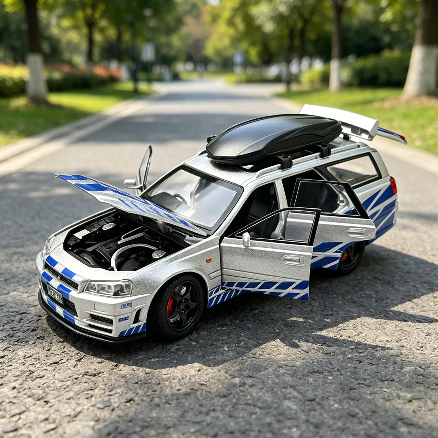 1:22战神GTRR34瓦罐合金汽车模型仿真旅行车声光回力开门金属车模