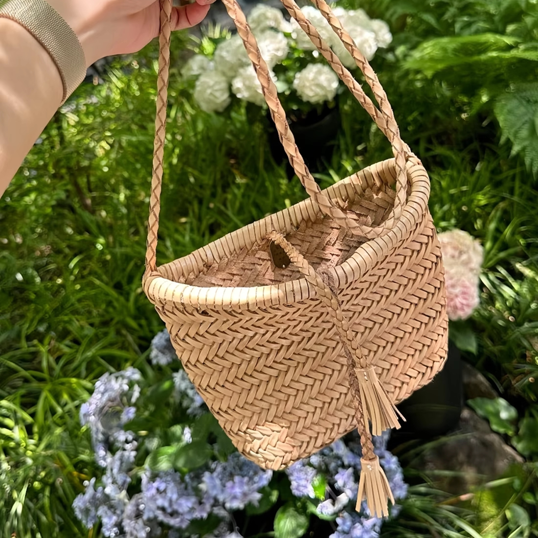 法式真皮休闲流苏单肩斜挎小水桶包手工头层牛皮编织手机包小方包