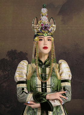 蒙古族女士绿色重工帽子流苏内蒙古民族舞蹈演出摄影日常走秀帽子