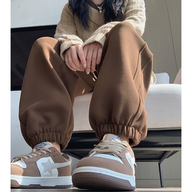 重磅卫裤女款秋冬季潮牌加绒加厚保暖休闲裤宽松大码束脚运动裤子