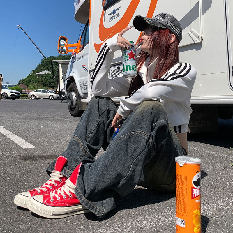 美式复古高街微喇叭牛仔裤女春秋设计感小众高腰直筒阔腿裤子夏季