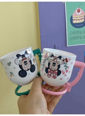 出口韩国迪士尼正品尾货米奇米妮麦昆爱莎儿童洗漱口牙杯带牙刷托