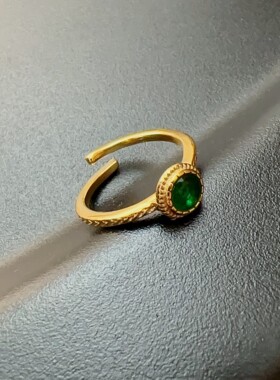 复古绿色小戒指简约个性中古风指环金色百搭饰品