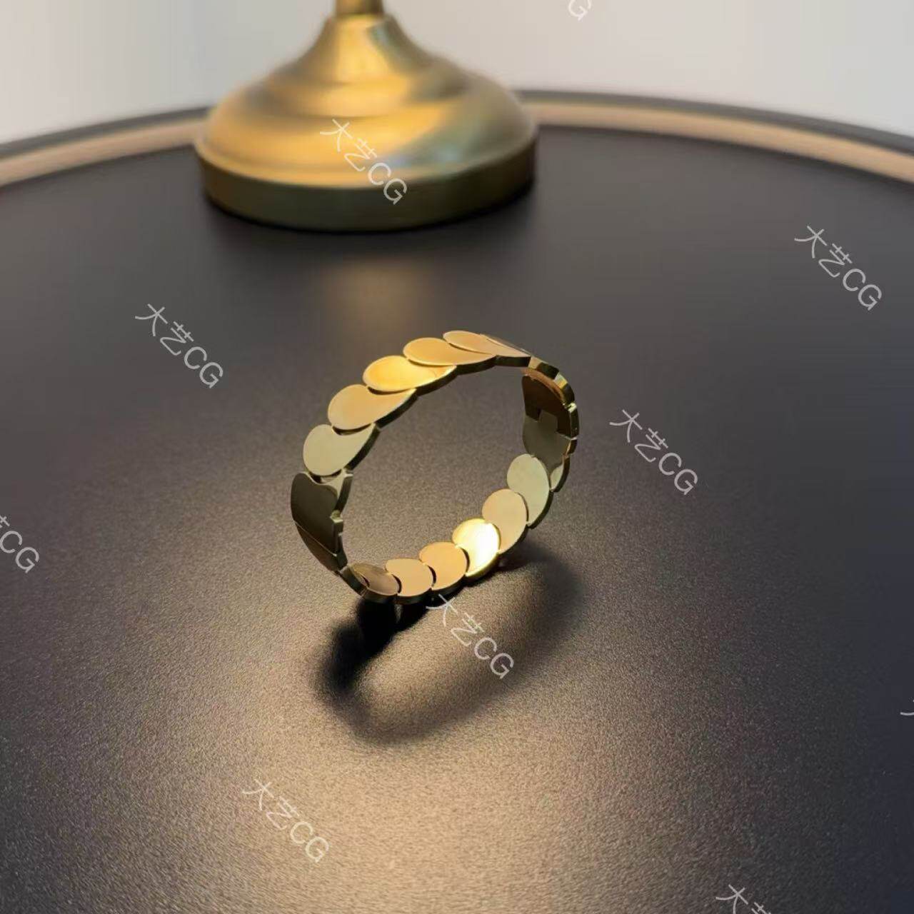 时尚金色手镯欧美风简约宽手环手镯