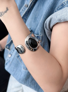 简约复古宽大手镯小众黑银色不规则手环INS欧美时尚腕饰开口可调