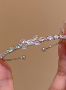 超闪满钻麦穗蝴蝶结手镯女高级感轻奢精致手环小众设计高颜值手饰