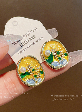 复古黄色花朵圆形耳钉2025年新款爆款耳环轻奢高级感精致耳饰女