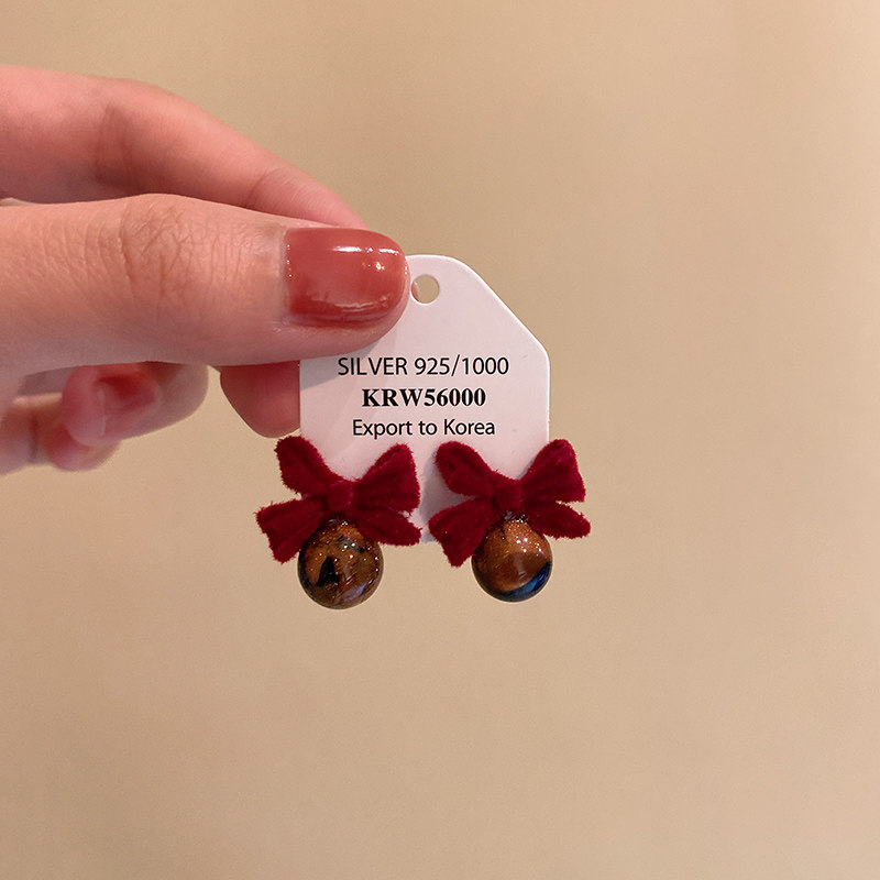 复古植绒蝴蝶结圆球耳钉女款港风小众高级感耳饰时尚独特漂亮耳环