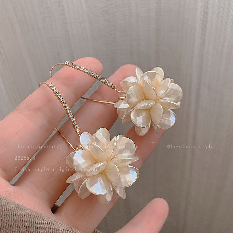 镶钻花朵珍珠耳环女法式复古团簇耳钩耳坠百搭高级感轻奢潮耳饰