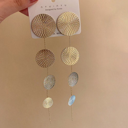 老钱风~金色圆片长款流苏耳环夸张小众设计高级感气质时尚耳钉女