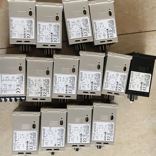 温控表-Q1PU R1PU QKJU RKJU R1KJDU RPU QPU Q1KJDU-W-304