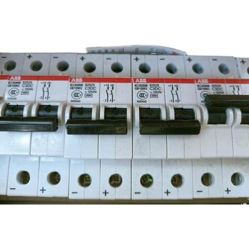 原装正品直流断路器S252S-C3DC S252SDC-C3 2P 3A 现货