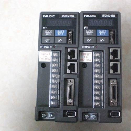 RYS500S3-VSS6 RYS101S3  RYS301S3-VVS-Z71 FUJI 伺服驱动器