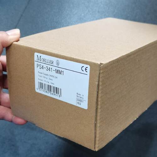 * PS4-341-MM1 LE4-206-AA1 ZB4-901-SF2   PLC模块