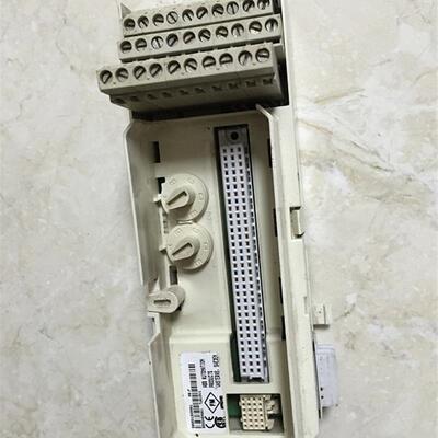 3BSE013230R1 TU810V1/R553878 6642497A1/R654609  DCS底座