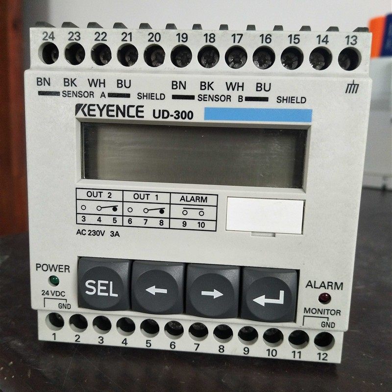 装基恩士有包装 UD-300UD-300 超声波控制器