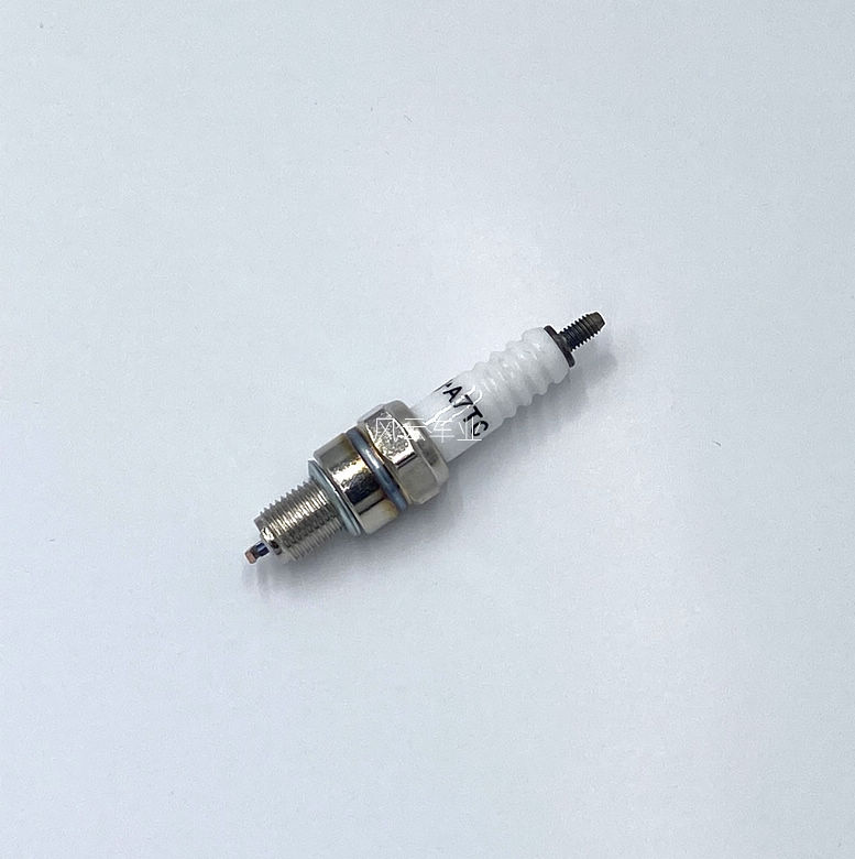 摩托车配件 小高赛越野摩托车沙滩车小猴子110-125CC发动机火花塞